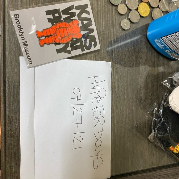 Kaws what party brooklyn museum magnet pin or key - Picture 4 of 8